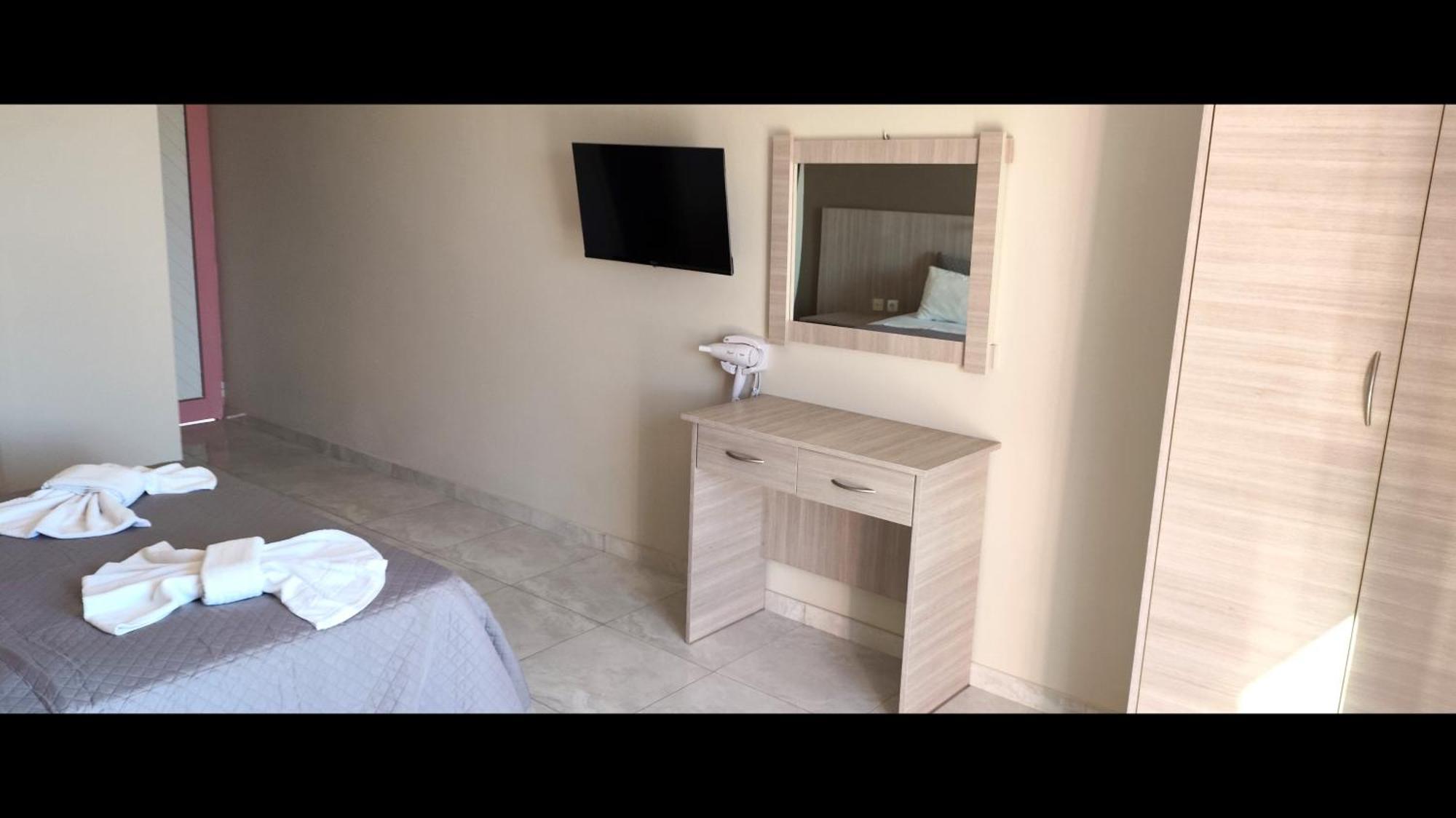 Apartamento Anaxos Alex Exterior foto